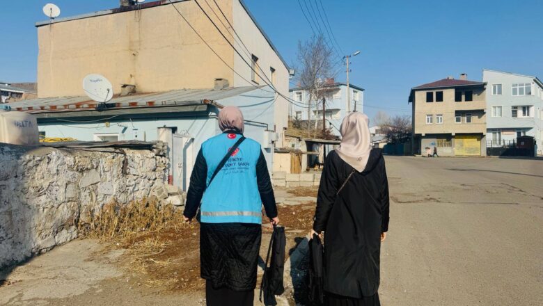  Kars TDV Kadın Kollarından öğrencilere eğitim desteği – Birlik Haber Ajansı