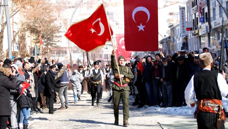  Bayburt’ta 107. yıl törenlerinde büyük coşku hakimdi – Birlik Haber Ajansı