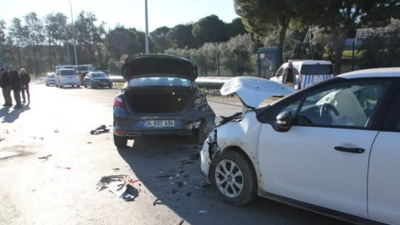  Antalya Belek’te zincirleme kazada 2 kişi yaralandı – Birlik Haber Ajansı