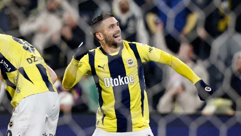  Fenerbahçe’ye Antalyaspor karşısında 30 dakika yetti: Galatasaray’la puan farkı 4’e düştü – Birlik Haber Ajansı