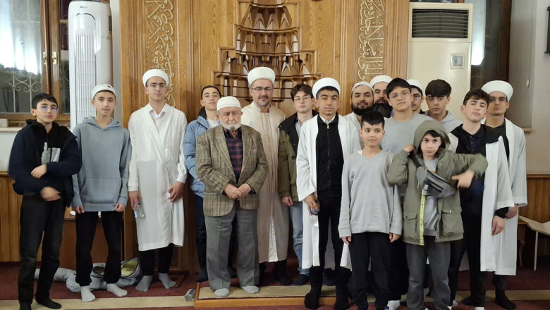  Gelenek bozulmadı, Tabakhane Cami’nde teravih hatimle kılınıyor – Birlik Haber Ajansı