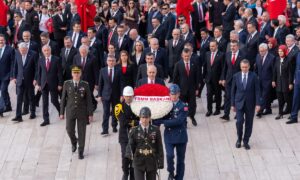 Bugün 23 Nisan: Devlet Erkanı Anıtkabir’i ziyaret etti! – Birlik Haber Ajansı