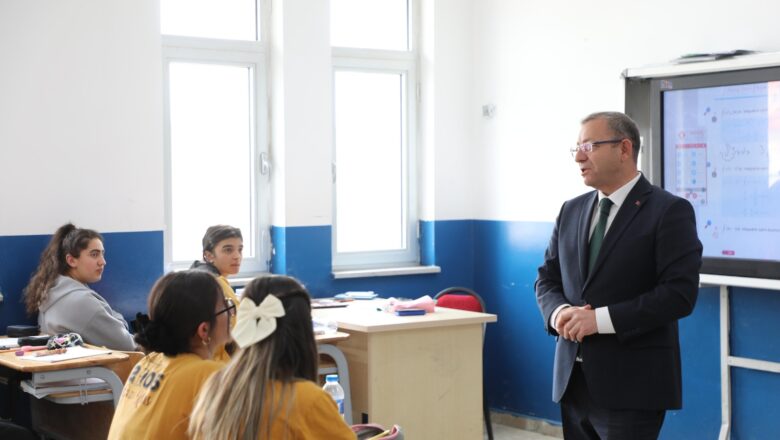 Vali Polat’ın okul ziyaretleri geleneği devam ediyor – Birlik Haber Ajansı
