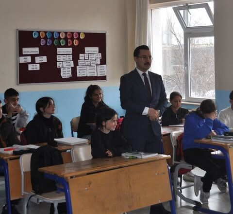  Kaymakam İsmail Demirtaş’ın okul ziyaretleri devam ediyor – Birlik Haber Ajansı
