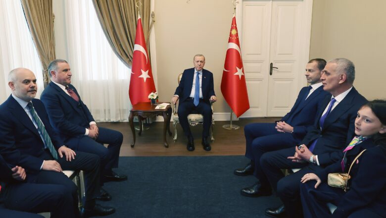  Cumhurbaşkanı Erdoğan, UEFA Başkanı Aleksander Ceferin ile bir araya geldi – Birlik Haber Ajansı
