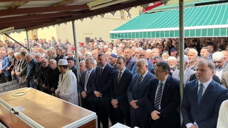  Muhtar Mustafa Diner ve Mehmet Diner’in cenazesinde gözyaşları sel oldu – Birlik Haber Ajansı