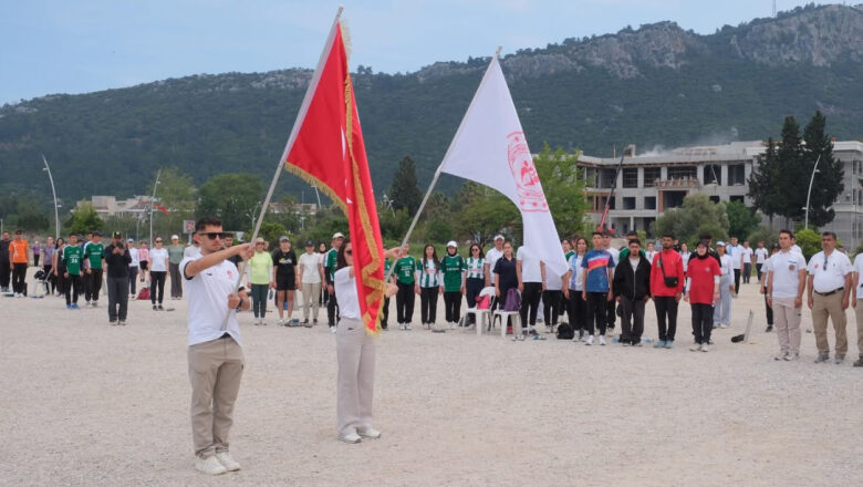  Türkiye Petank Şampiyonası Kemer’de başladı – Birlik Haber Ajansı