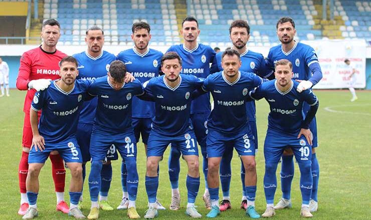  PAZARSPOR  BİTİME  1 HAFTA KALA  PLAY OFF’U  GARANTİLEDİ…